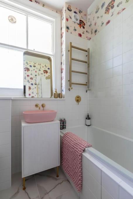 Wolverdene - Entire Ground Floor Flat With Garden Margate Exterior photo